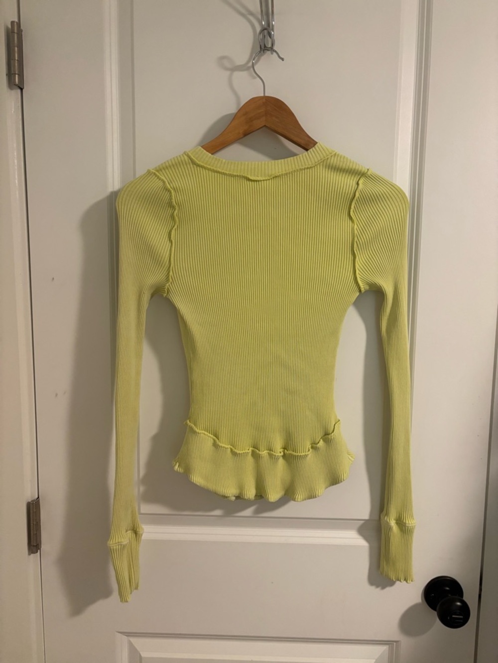 FREE PEOPLE FP Movement Rally Rib Henley Lime Green Long Sleeve Shirt Small - Picture 4 of 6